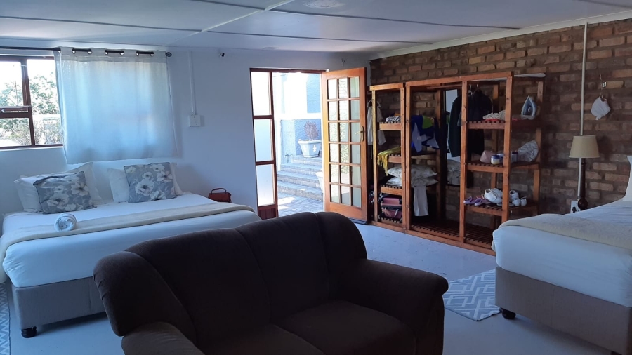 9 Bedroom Property for Sale in Selborne Eastern Cape